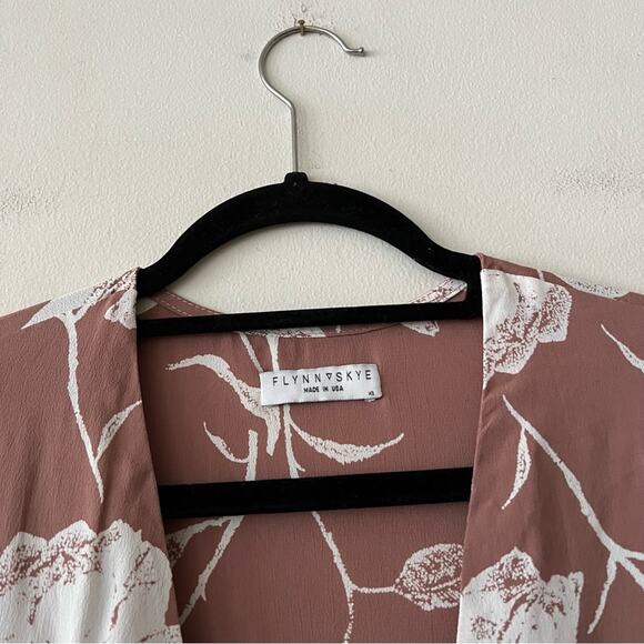 Flynn Skye Riley Top In Vintage Rose - Picture 4 of 8